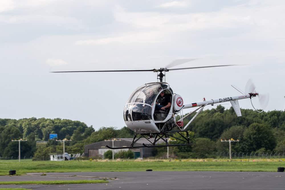 Schweizer 300C Hubschrauber